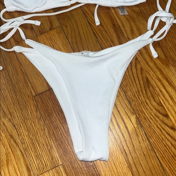 White Ribbed Bikini Set - Picture 3 of 6